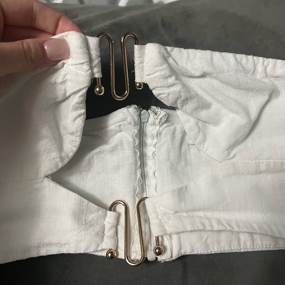 Fashion Nova Under-Bust Crop Top - Picture 6 of 8